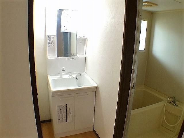 2DK Apartment for Rent in Kimitsu, Chiba - 39 sqm - Thumbnail 4