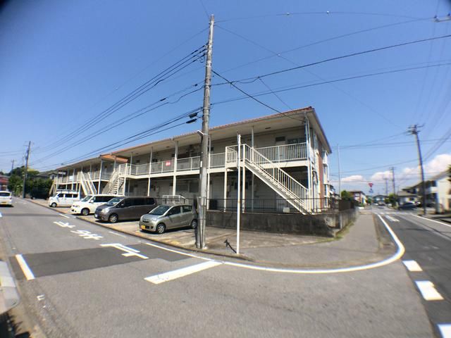 2DK Apartment for Rent in Kimitsu, Chiba - 39 sqm - Thumbnail 2