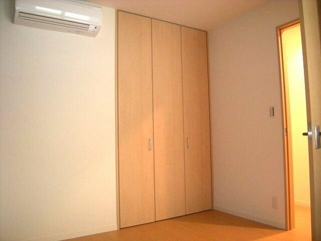 2LDK Apartment for Rent in Kawasaki, Asao Ward - Thumbnail 4
