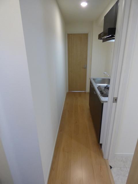 1K Apartment for Rent in Kashiwa, Chiba - 71,000 Yen - Thumbnail 4