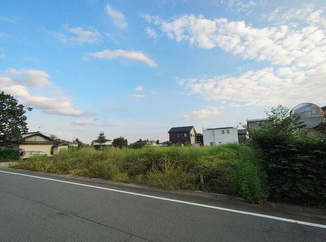 Land for Sale in Isesaki City, Gunma - 1,190.61 sqm - Thumbnail 4