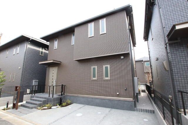 3LDK Rental House in Fujimidai, Nerima, Tokyo - 87m² - Thumbnail 2