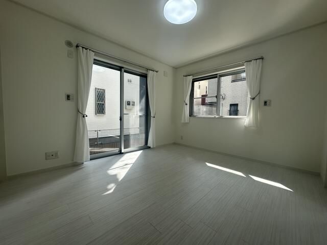 4SLDK House for Sale in Minami-Koshigaya, Saitama - Thumbnail 3