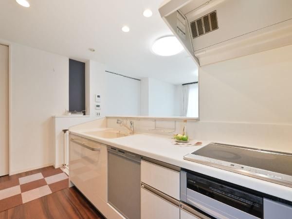 4LDK Home Near Akishima Station Tokyo - Thumbnail 2