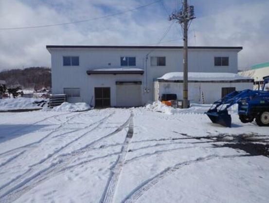 Warehouse for Rent in Yuni, Hokkaido - 275.26 sqm on 1085 sqm Land - Thumbnail 2
