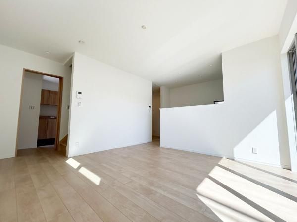 2023 Built 3LDK Detached House in Hidakashi, Saitama - Thumbnail 2