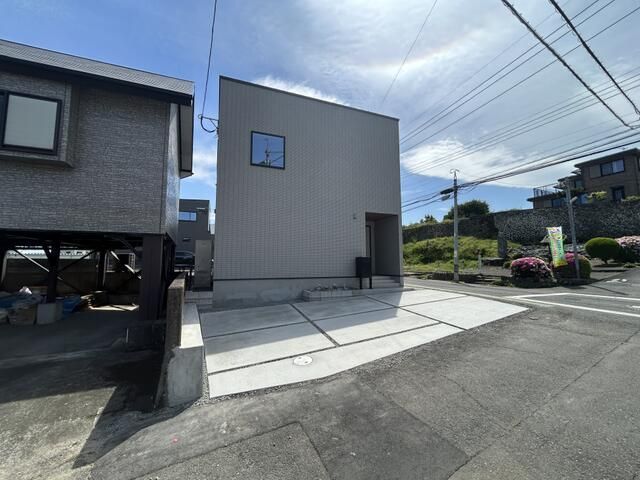 New 5LDK House for Sale in Oita City, Oita Prefecture - Main Image
