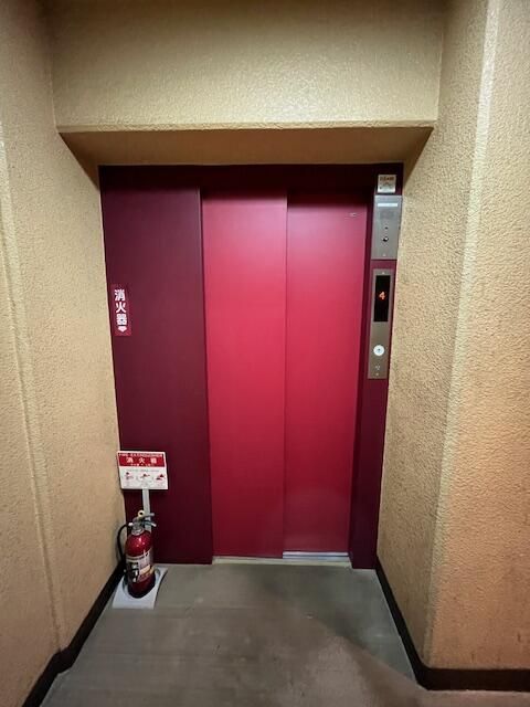 Commercial Unit for Sale in Itabashi, Tokyo – 81.25m² - Thumbnail 3