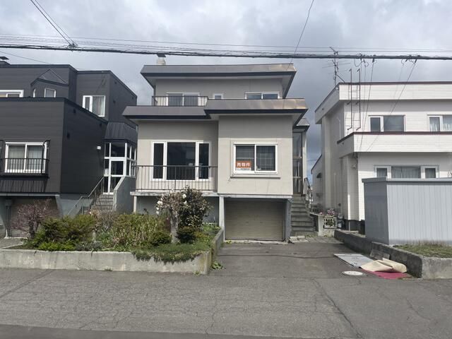 Used 4LDK Detached House in Teine, Sapporo, Hokkaido - Thumbnail 4