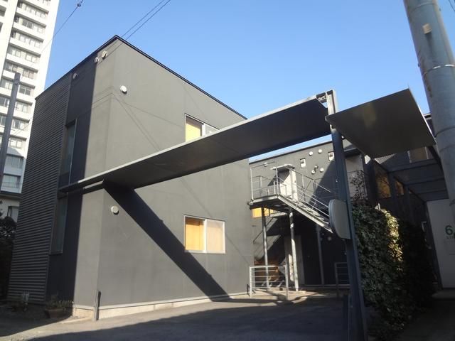 Designer 1R Apartment for Rent near Saitama-Shintoshin Station - Thumbnail 2