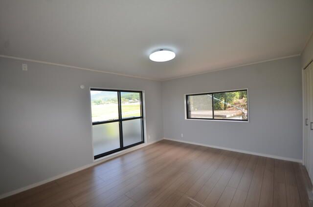 Renovated 5LDK House for Sale in Usa, Oita with Garden & Parking - Thumbnail 3