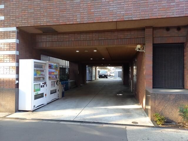 Excellia Sakuramizu Parking Lot for Rent in Suginami, Tokyo - Thumbnail 4