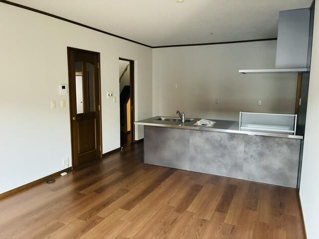 5SLDK House for Sale in Seto, Aichi with Garden and Parking - Thumbnail 2