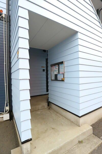 2LDK Apartment for Rent in Hino City, Tokyo - Thumbnail 3