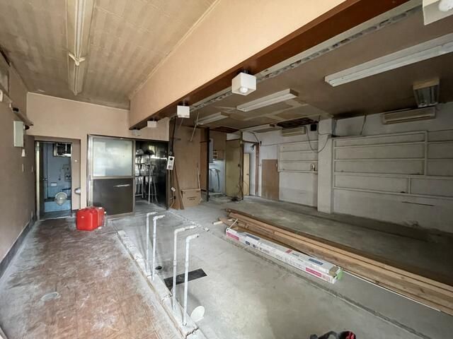 Koizumi Building Commercial Space for Rent in Uenohara, Yamanashi - Thumbnail 4