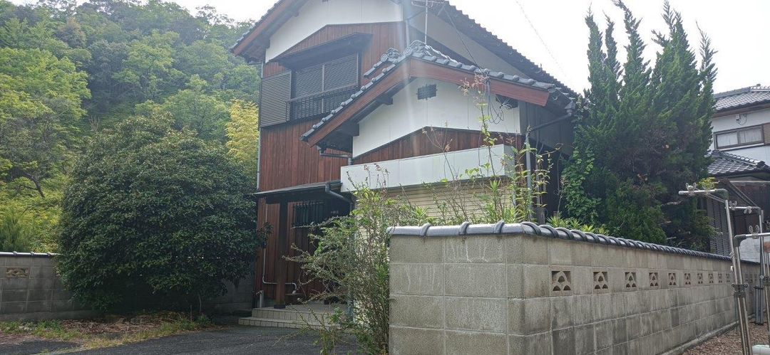 3DK Detached House for Sale in Hofu, Yamaguchi with Garden - Main Image