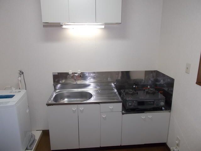 1K Apartment for Rent in Akita City - Heights Yomei - Thumbnail 4