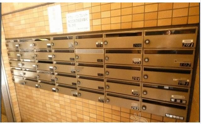 1K Used Apartment for Sale in Naka-ku, Yokohama, 29.48 sqm - Thumbnail 2