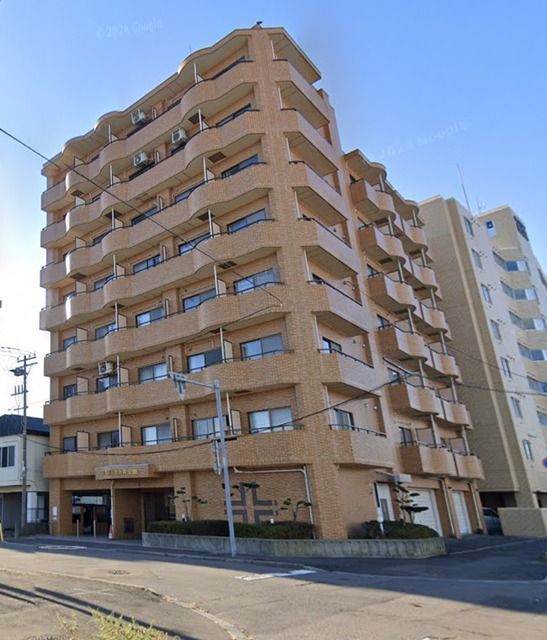 1K Condominium in Hakodate, Hokkaido - 24.94 sqm - Thumbnail 2
