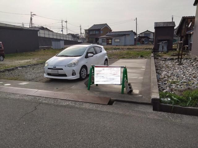 Residential Land for Sale in Imizu City, Toyama - Thumbnail 2