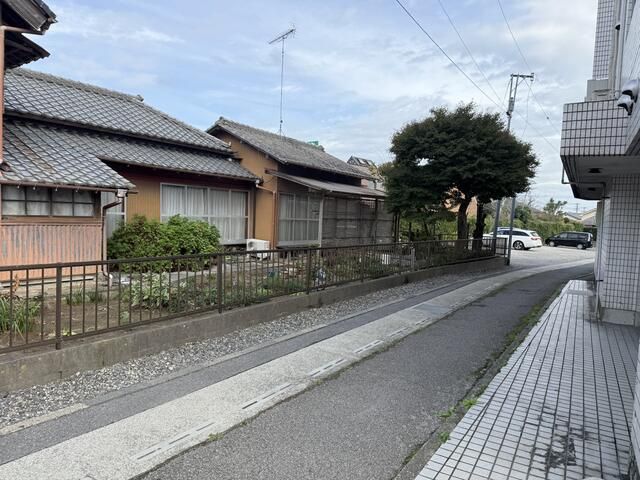 Land for Sale in Ichinomiya, Chiba - 844.70 sqm - Thumbnail 2