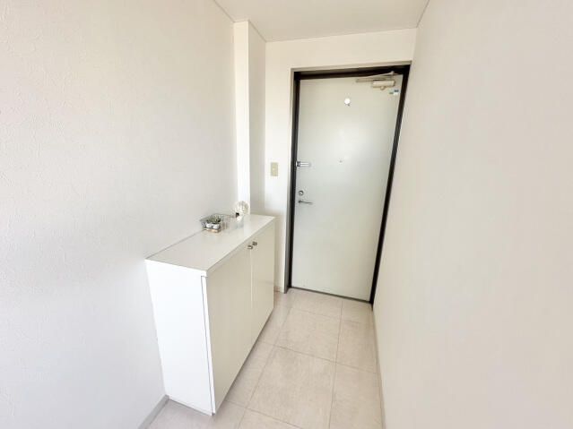1LDK Apartment for Rent in Takasaki, Gunma - Image 1