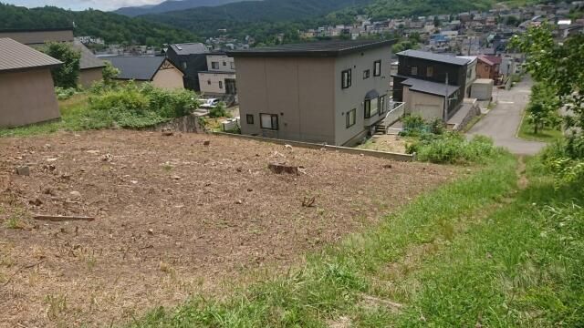 Land for Sale in Otaru, Hokkaido – 293.41 sqm Corner Plot - Thumbnail 2