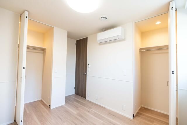 Modern 2LDK Apartment for Rent in Matsudo, Chiba - Thumbnail 3
