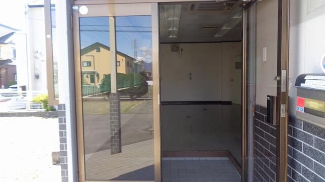 Office for Rent in Kofu, Yamanashi - 40.47 sqm, 5 Parking Spaces - Thumbnail 2