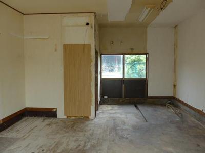 TN Shop for Rent in Omitama, Ibaraki - Ground Floor Retail Space — Interior, Omitama, Ibaraki