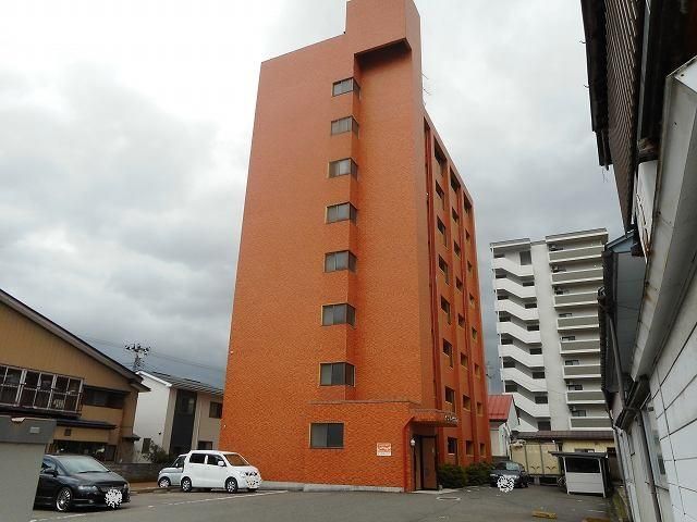 Commercial Building in Aizuwakamatsu, Fukushima - Thumbnail 3