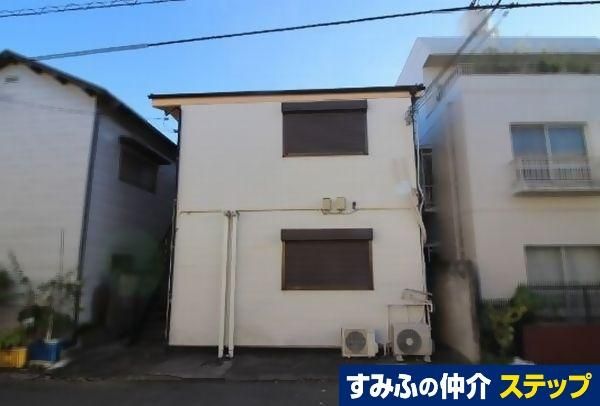 6-Unit Apartment Building for Sale in Tachikawa, Tokyo - Thumbnail 3