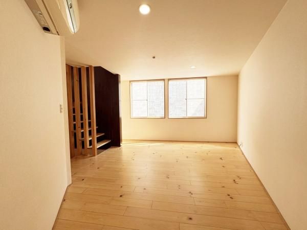 2LDK Detached House for Sale in Hiroo, Shibuya, Tokyo - Thumbnail 4