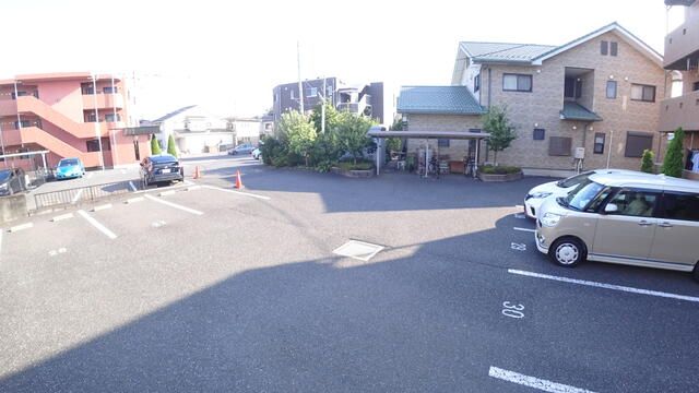 Parking Space for Rent in Fukaya City, Saitama - Thumbnail 3