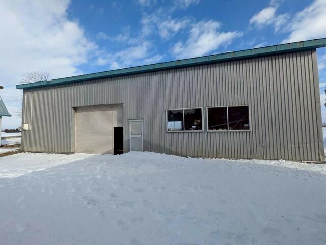 Warehouse for Lease in Nanporo, Hokkaido | 154 sqm Steel Structure - Thumbnail 2