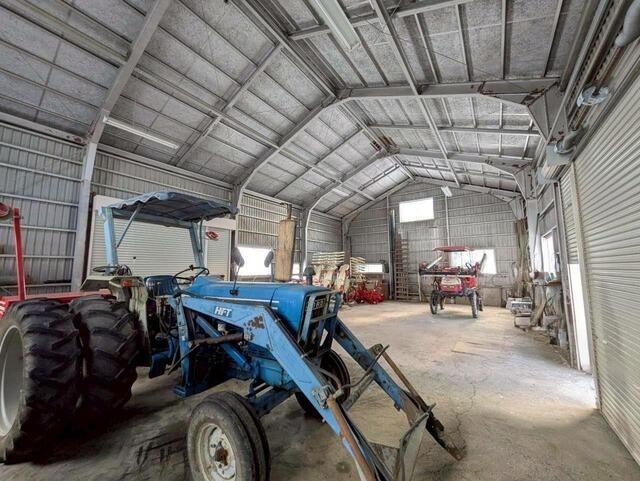 Warehouse for Lease in Nanporo, Hokkaido | 154 sqm Steel Structure - Thumbnail 4
