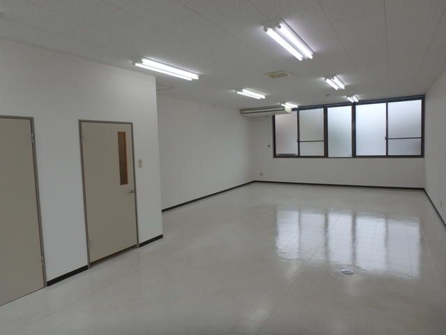 Commercial Unit for Rent in Osaki, Miyagi - 55.56 sqm - Thumbnail 2