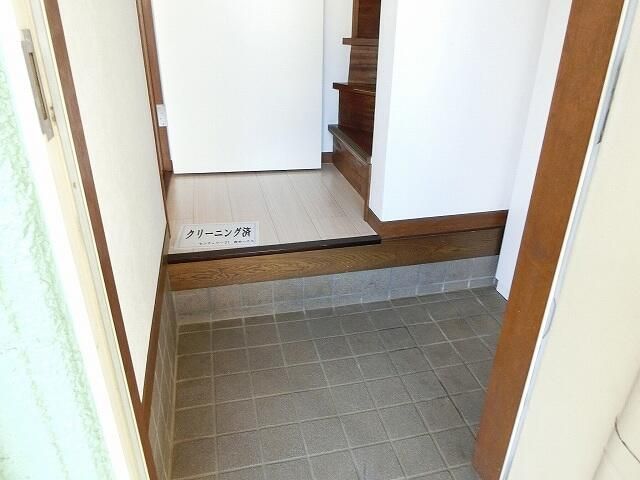 2LDK Terrace House for Rent in Aoba-ku, Yokohama - Thumbnail 2