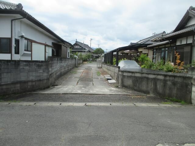 5LDK House for Sale in Quiet Iwaki, Fukushima with Large Garden - Image 1
