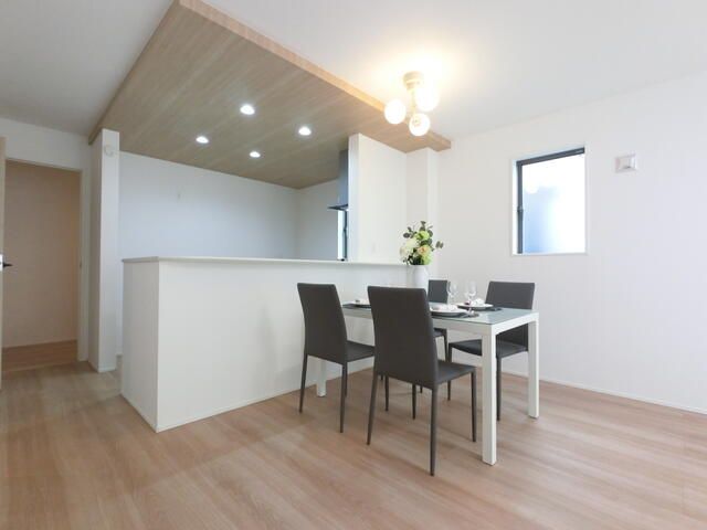 New 4LDK House for Sale in Sagamihara, Kanagawa - Thumbnail 2
