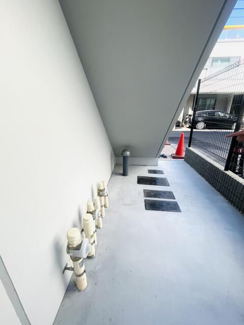 Commercial Unit for Rent in Kichijoji, Tokyo - 100.96 sqm - Thumbnail 3
