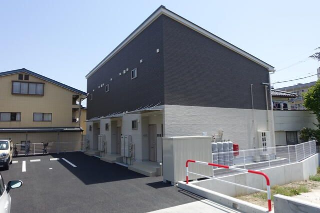Appreciate Okadamachi Apartment Building for Sale in Nagano City - Thumbnail 3