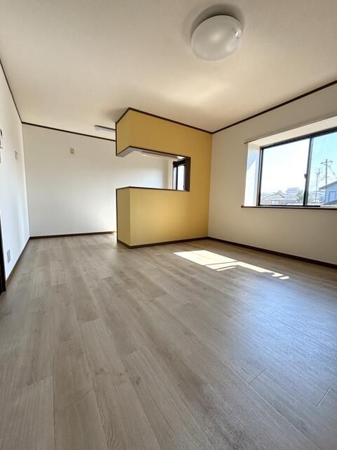 2LDK Apartment for Rent in Nishi-ku, Niigata City - Thumbnail 4