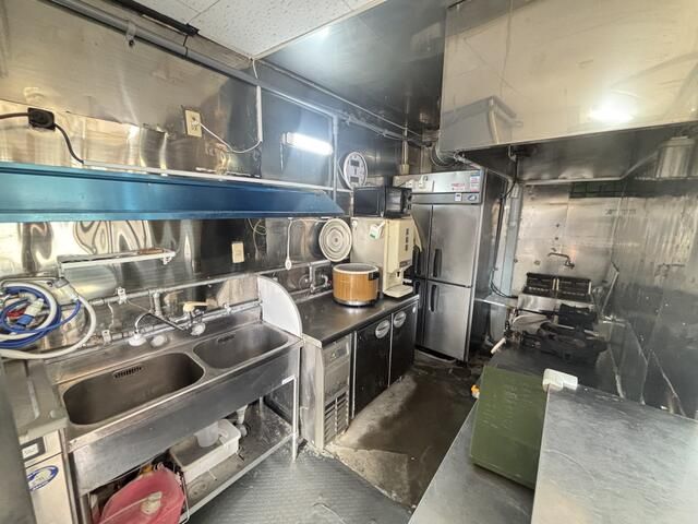Commercial Shop/Office Space for Rent in Nakano, Tokyo - Thumbnail 2