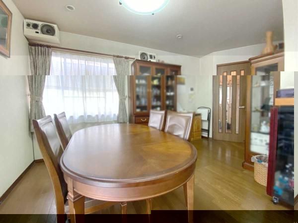4SLDK House for Sale in Nishinomiya, Hyogo | 161.88 sqm - Thumbnail 3