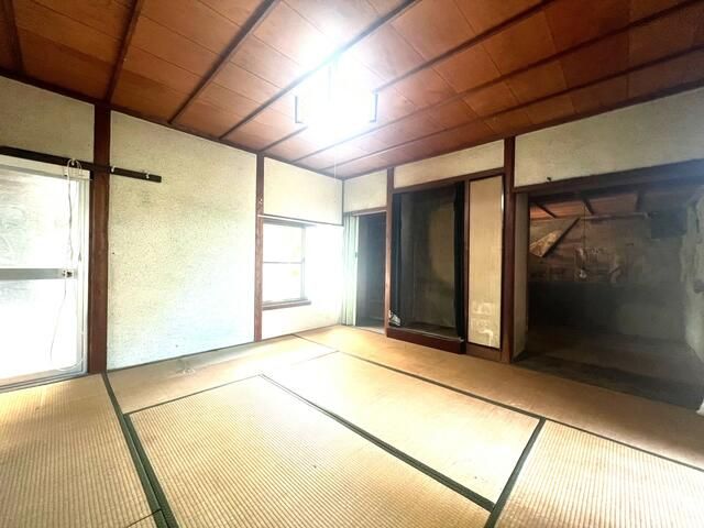 1938 Traditional 6DK House on 595sqm Land in Mitoyo, Kagawa - Image 22