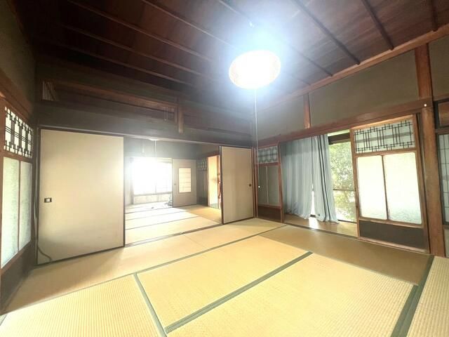 1938 Traditional 6DK House on 595sqm Land in Mitoyo, Kagawa - Image 22