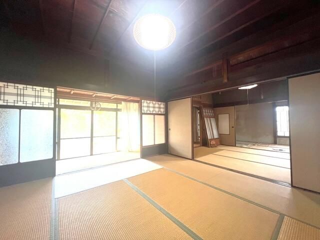1938 Traditional 6DK House on 595sqm Land in Mitoyo, Kagawa - Image 22