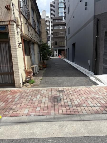Land for Sale in Taito, Tokyo - 103.13 sqm Corner Lot - Thumbnail 3