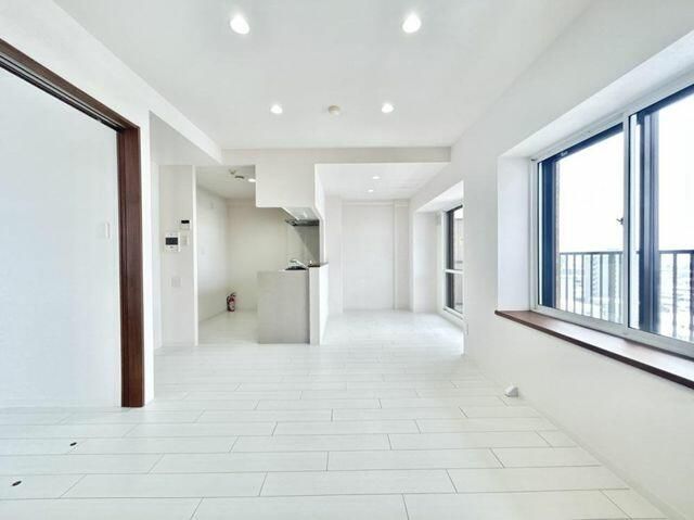 Renovated 3LDK Apartment in Sapporo Shiroishi Ward - Thumbnail 4